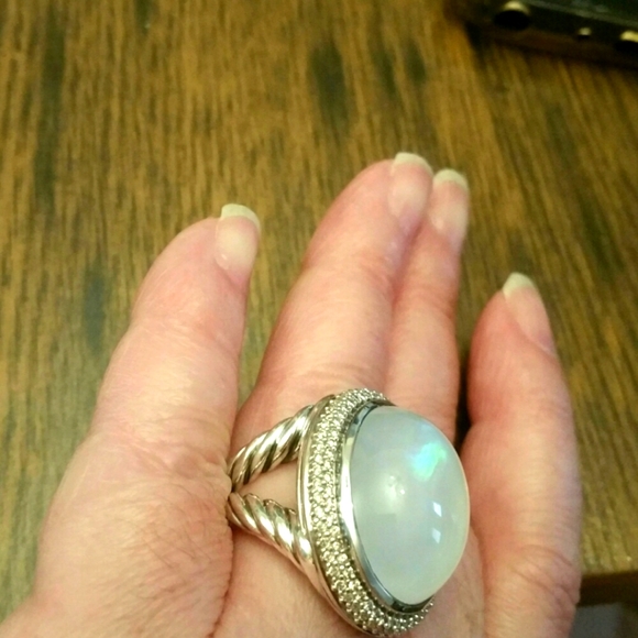 David Yurman Moonstone MOP Ring - Picture 7 of 8
